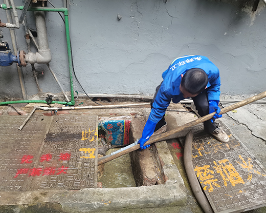 申扎清掏化粪池